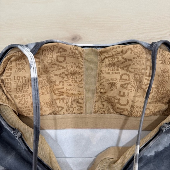 Lululemon Power Y Tank White Coal Tinted Canvas Super Women's 8 Workout Athletic - Picture 10 of 13